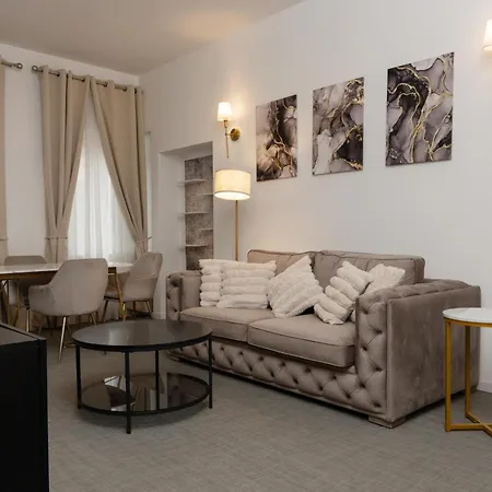 Colosseo Penthouse * Rome