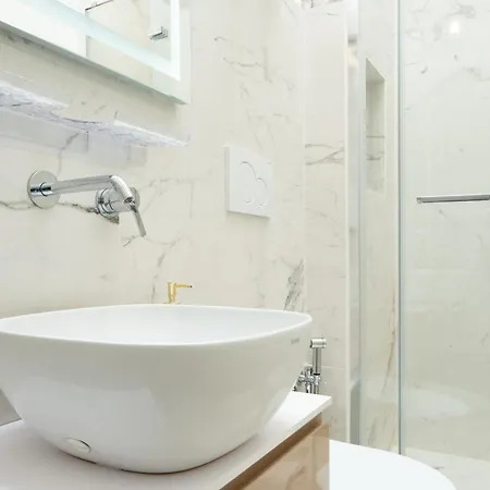 Colosseo Penthouse شقة